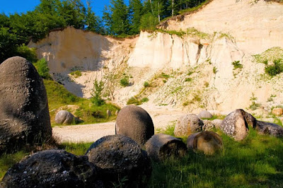 Muzeul Trovanților — fotografia 3