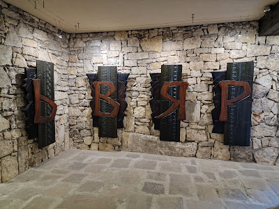 Двор на кирилицата — fotografia 3