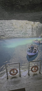 Melissani Cave Lake — fotografia 2