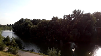 Sugovica part - sétány — fotografia 2
