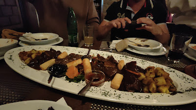 LOVAČKI restoran — fotografia 2