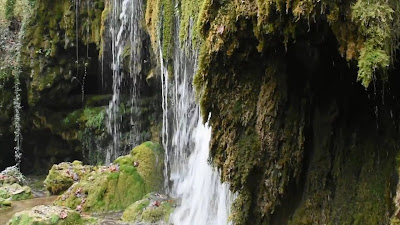 Skra Waterfalls — fotografia 2