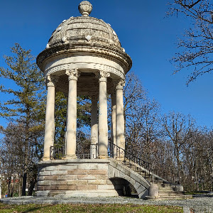 Parcul "Nicolae Romanescu"