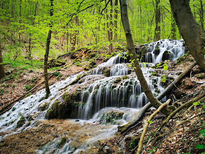 Sebesvíz, mésztufa-vízesés
