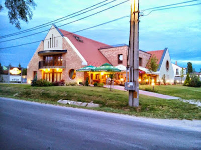 Tompos Restaurant — fotografia 5