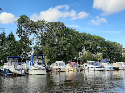 Camping on Timmeler sea
