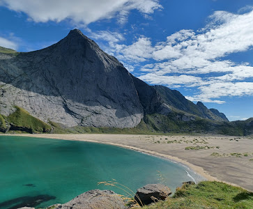 Bunes Beach