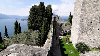 Castello di Vezio — fotografia 2
