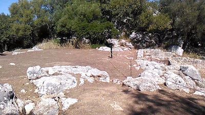 Ocuri Archaeological Site — fotografia 2