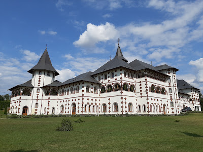 Mănăstirea Scărișoara Nouă