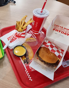 FryDay Iulius Mall — fotografia 3