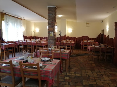 KissVirágom Vendéglő — fotografia 4