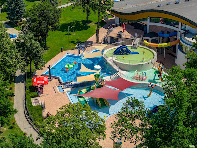 Harkányi Gyógyfürdő és Strand Csúszdapark — fotografia 4