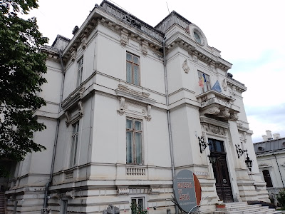 Muzeul Județean de Artă "Ion Ionescu-Quintus" — fotografia 4