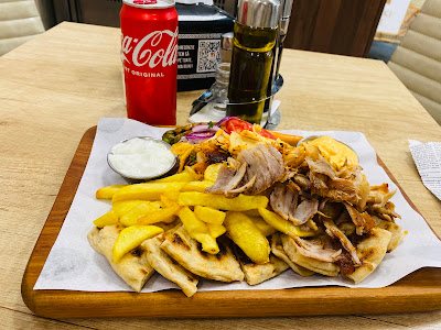 Souvlaki Yanaki — fotografia 3