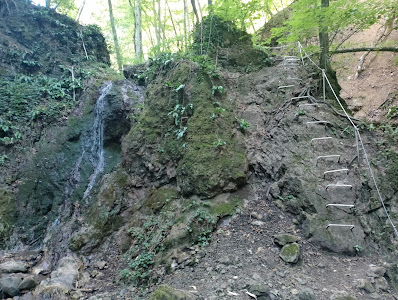 Думбовачки водопад — fotografia 3