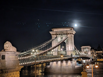 Podul cu lanțuri din Budapesta — fotografia 4