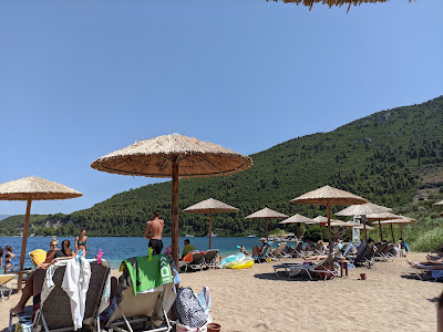 Παραλία Πόρτο Πεύκο — fotografia 4