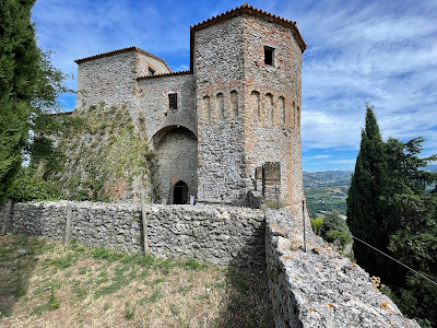 Castello di Montebello — fotografia 4