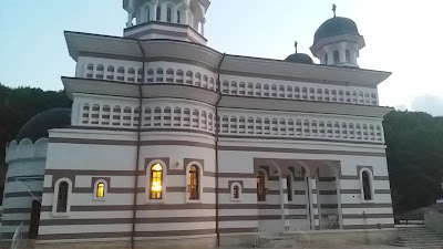 Mănăstirea „Acoperământul Maicii Domnului” - Florești — fotografia 2