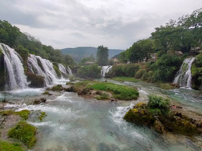 Provalije Waterfall — fotografia 3