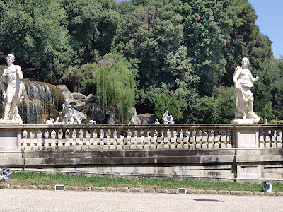 Fountain of Diana and Actaeon — fotografia 3