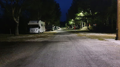 R&B camping — fotografia 3