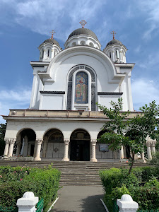 Biserica Cașin — fotografia 3