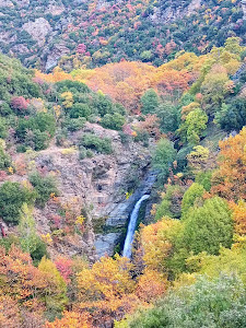 Skepasmeno Waterfalls — fotografia 3