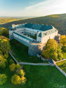Červený Kameň Castle