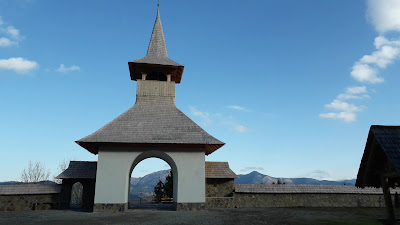 Mănăstirea Borșa Pietroasa — fotografia 2