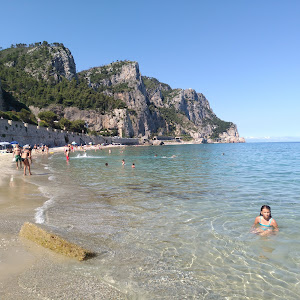 Spiaggia libera di Varigotti — fotografia 4
