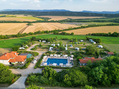 Sineva Camping and Bubble Tents