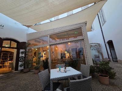 Bojtorina Vegan Kitchen | Kávézó és Étterem Sopron — fotografia 3