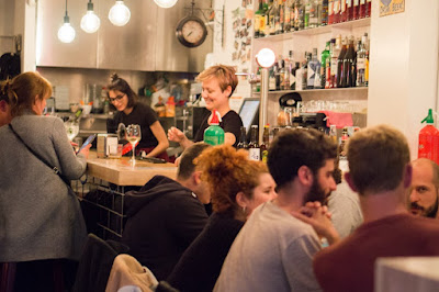Entre Hores - Tapas, Vermut & Cocktails — fotografia 5