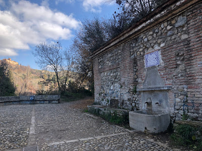 Fuente del Avellano — fotografia 3