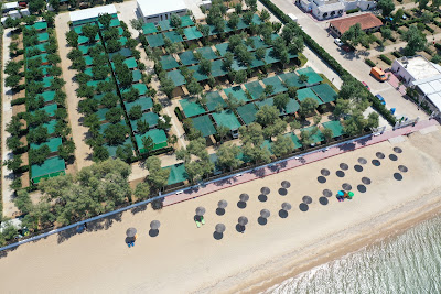 Ouzouni Beach Camping
