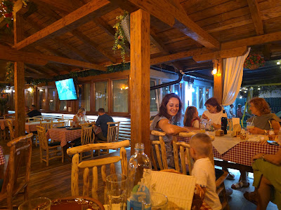 Zlatna Dunja Restaurant — fotografia 5