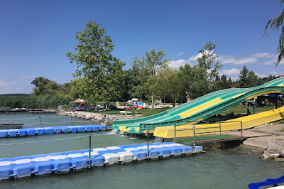 Balatonfűzfő Fövenyfürdő Strand — fotografia 3