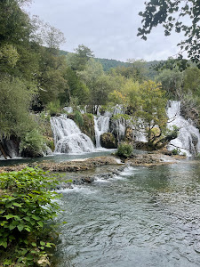 Great Una Waterfalls — fotografia 3