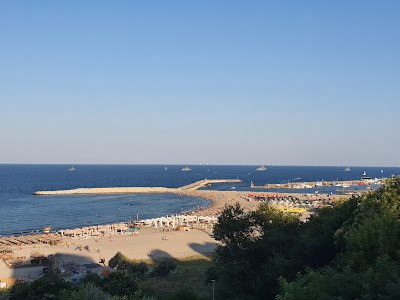 Plaja Modern