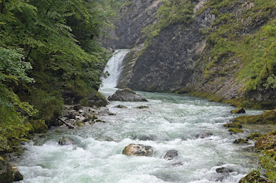 Strumboding-Wasserfall — fotografia 3