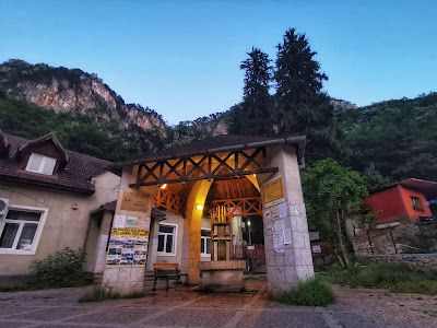 Izvorul Domogled — fotografia 3