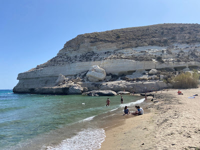 Playa Agua Amarga — fotografia 3