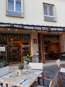 21 - Magyar Vendéglő - Hungarian bistro — fotografia 3