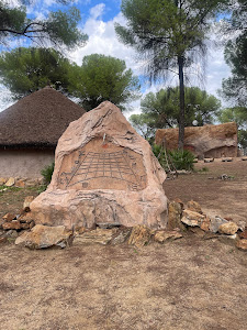 Parque de la Prehistoria de Posadas — fotografia 4