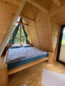 HERBAL ADVENTURES by CVET GORA - kamping, glamping s samopostrežnim zajtrkom & domačimi zeliščnimi izdelki — fotografia 4