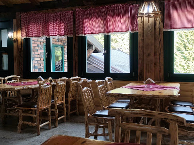 Planinska kuća - restoran i bungalovi — fotografia 3
