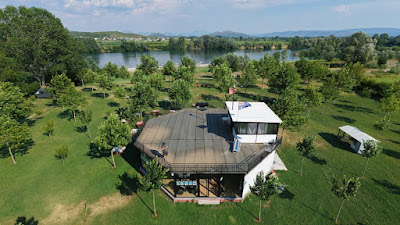 Camping Australia in Albania
