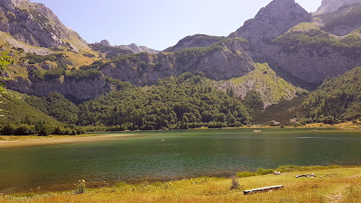 Trnovačko Lake — fotografia 4